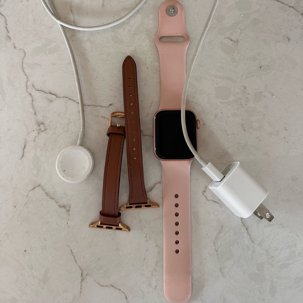 Apple Watch SE Rose Gold